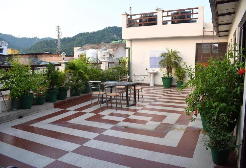 تختخواب و صبحانه Thakur Ji