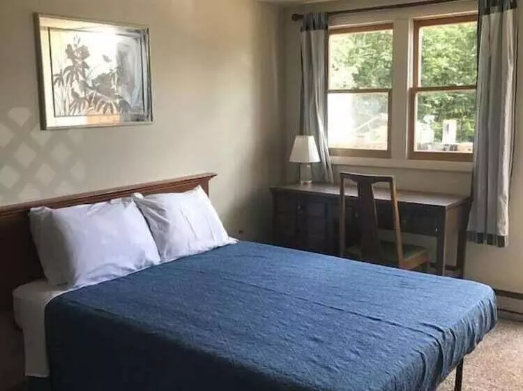 Hillside Motel