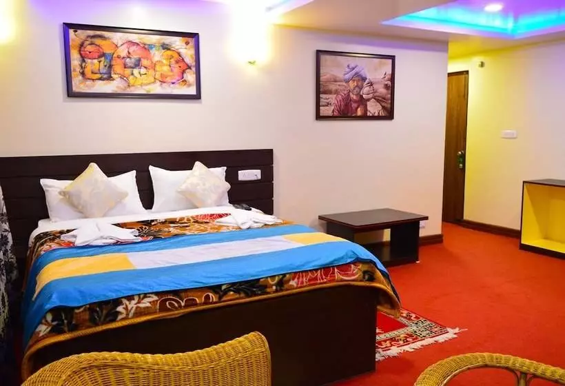 هتل Golden Dolma And Spa Darjeeling