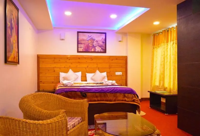 هتل Golden Dolma And Spa Darjeeling