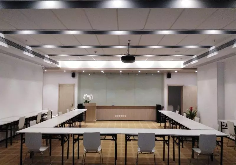 ホテル Hanting  Kunshan Wanda Plaza