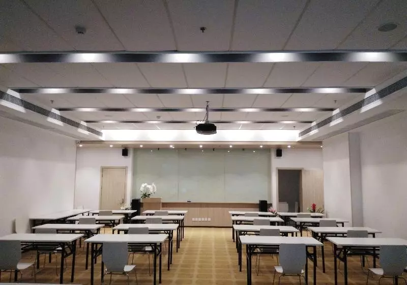 ホテル Hanting  Kunshan Wanda Plaza