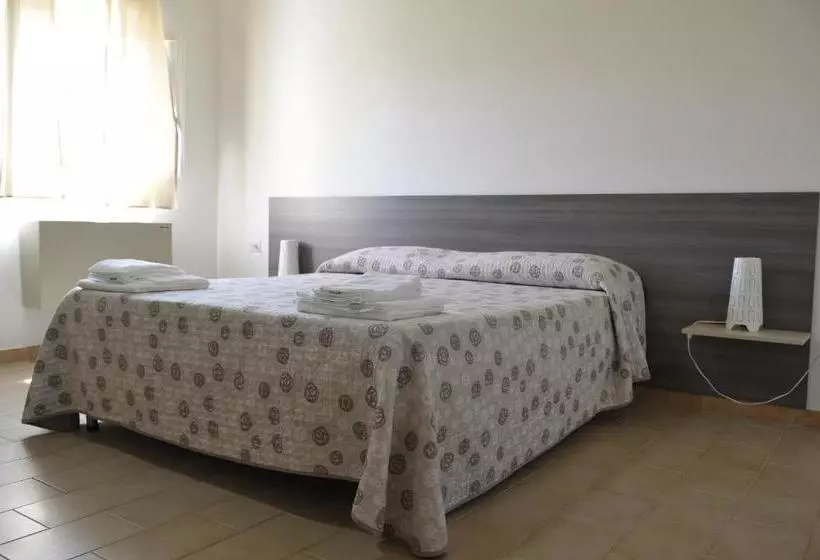 Hotelli Albergo  Il Gattopardo Di Esposito Carmela & C Sas