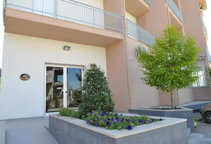 Hotelli Albergo  Il Gattopardo Di Esposito Carmela & C Sas