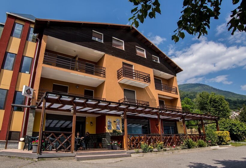 בית מלון כפרי La Svolta