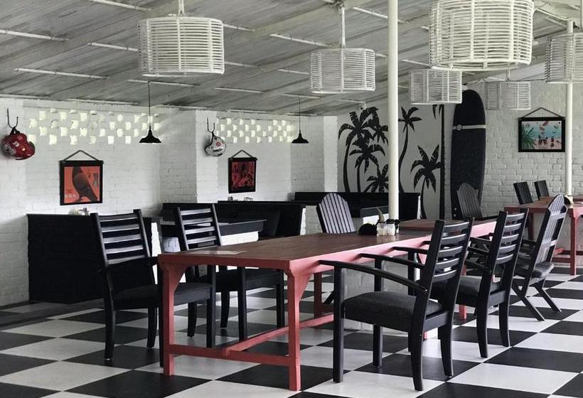 Hotel Mint Inside Garden