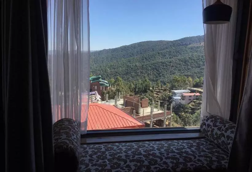 Hotelli Ojaswi Himalayan Resort