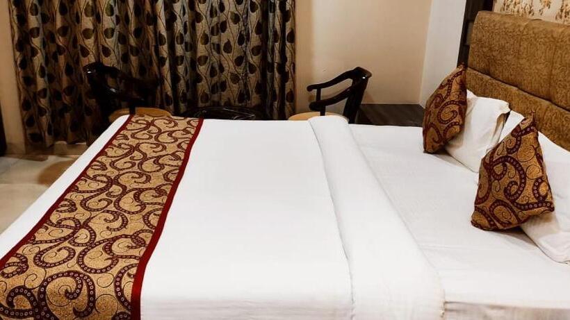 ホテル Ozas Grand