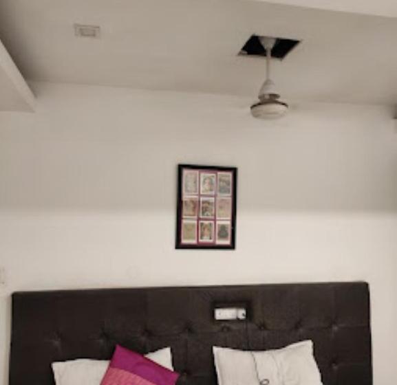 Hotell Pathik Bhopal , Madhya Pradesh