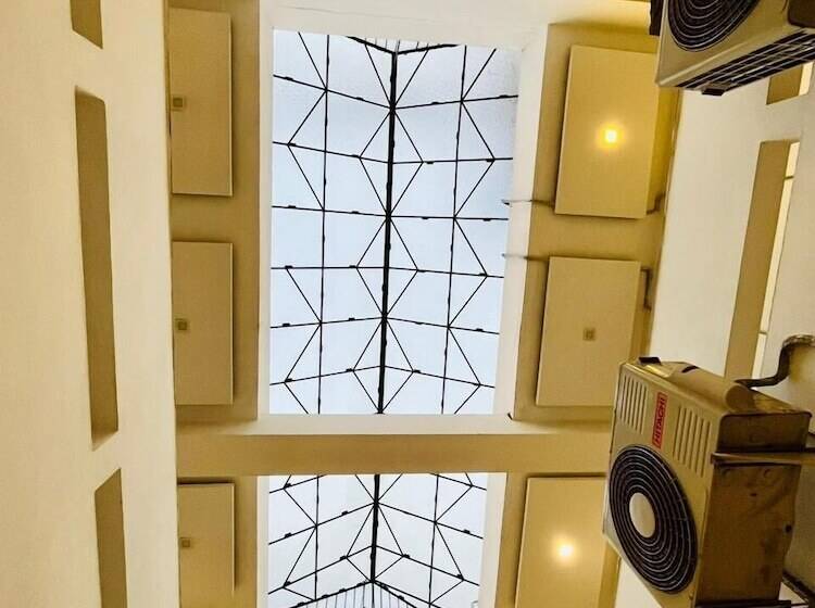 Hotell Pathik Bhopal , Madhya Pradesh