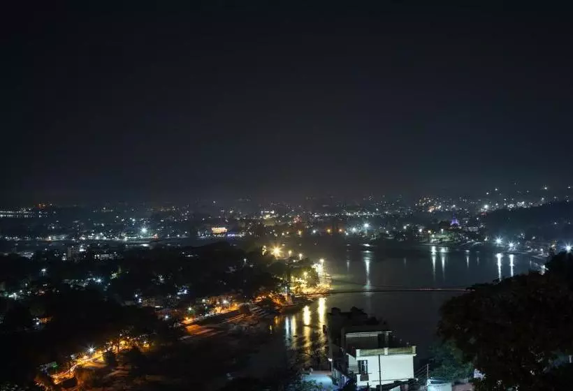 Hotel Peepal Tree
