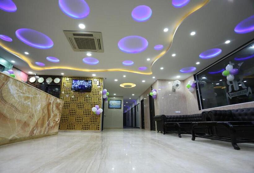 فندق Rr International