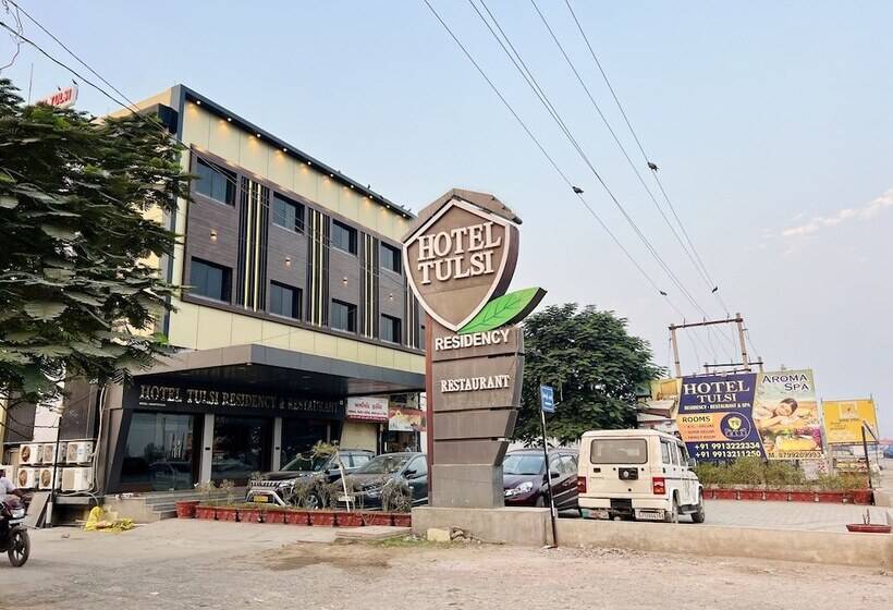هتل Tulsi Residency