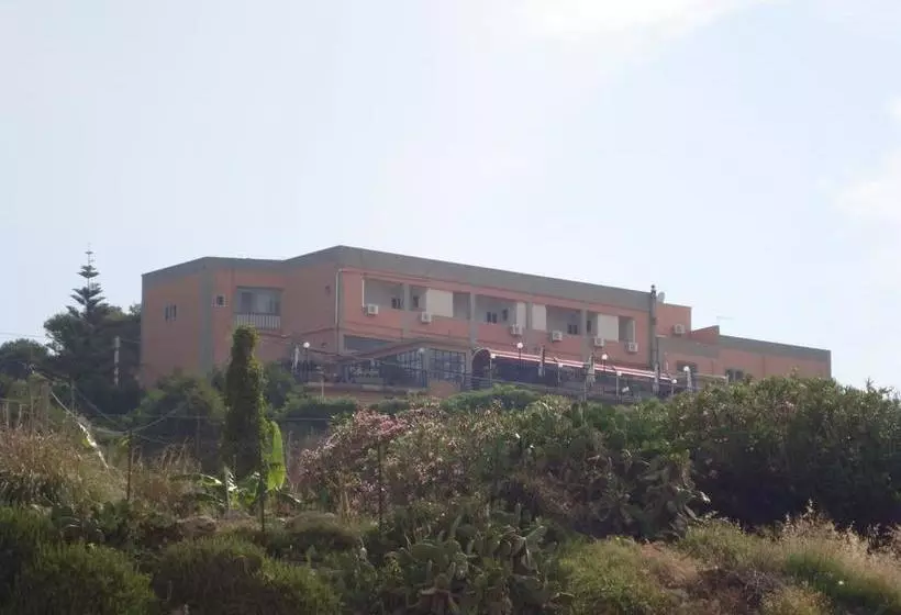 Hotelli Villa Marina