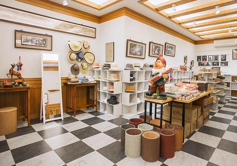 استراحتگاه Flying Villa