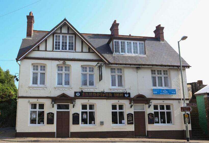 Sandpiper Inn B&b And Pub