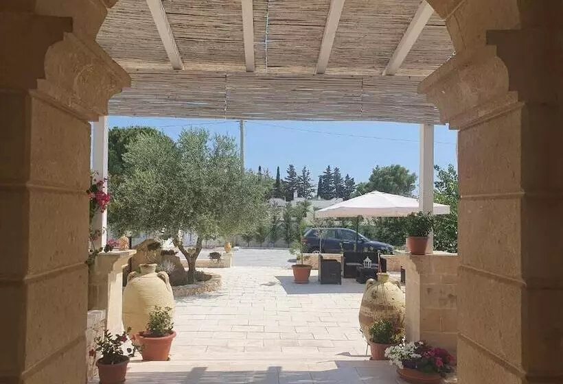 Le Anfore Del Salento Bed And Breakfast
