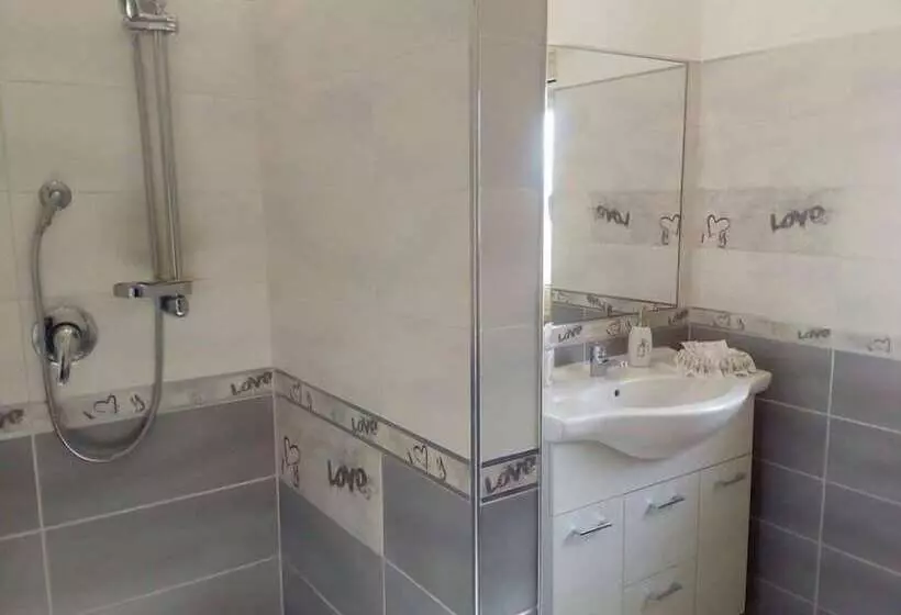 Le Anfore Del Salento Bed And Breakfast