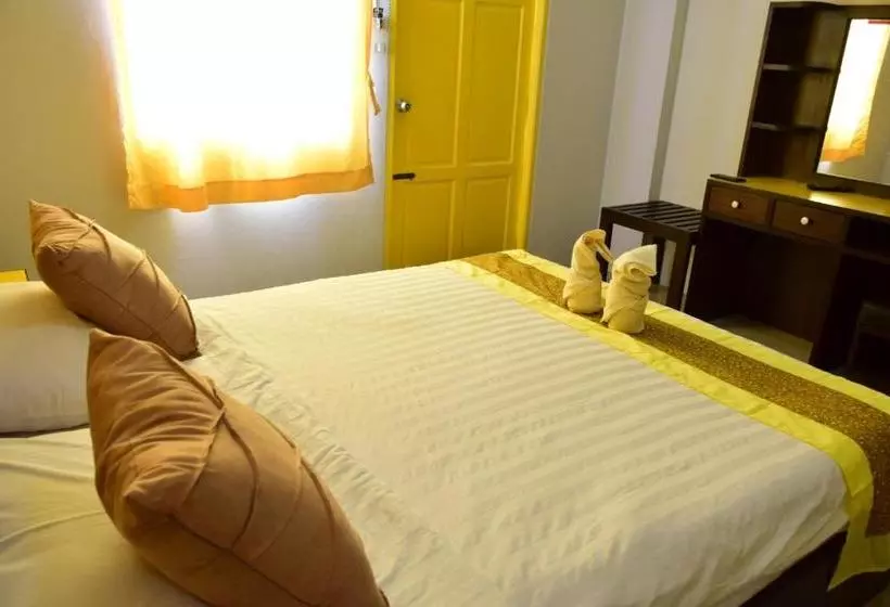 هتل Charoen Apartment  Trang