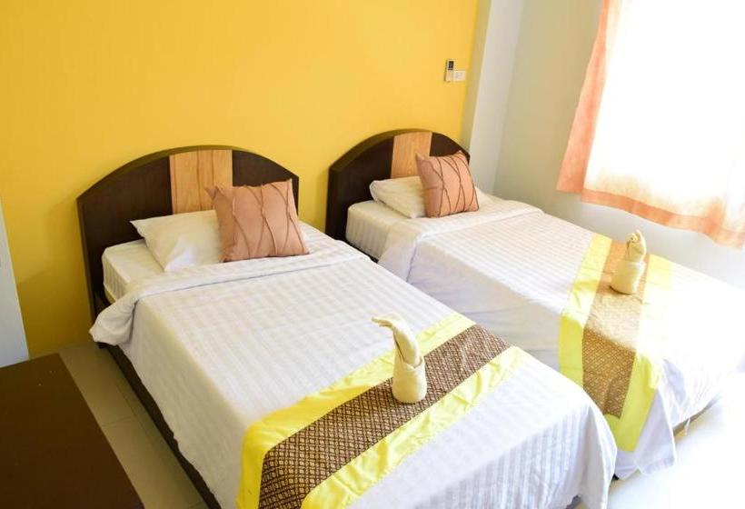 בית מלון כפרי Charoen Apartment  Trang