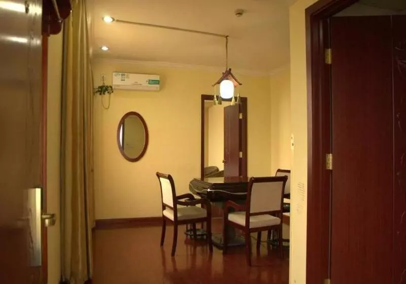 Hotelli Greentree Inn Jiangsu Suzhou Kunshan Qiandeng Ancient Town