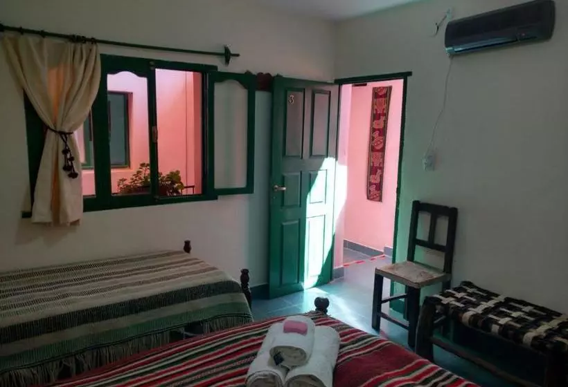 ホテル Hostal Milmahuasi Iruya