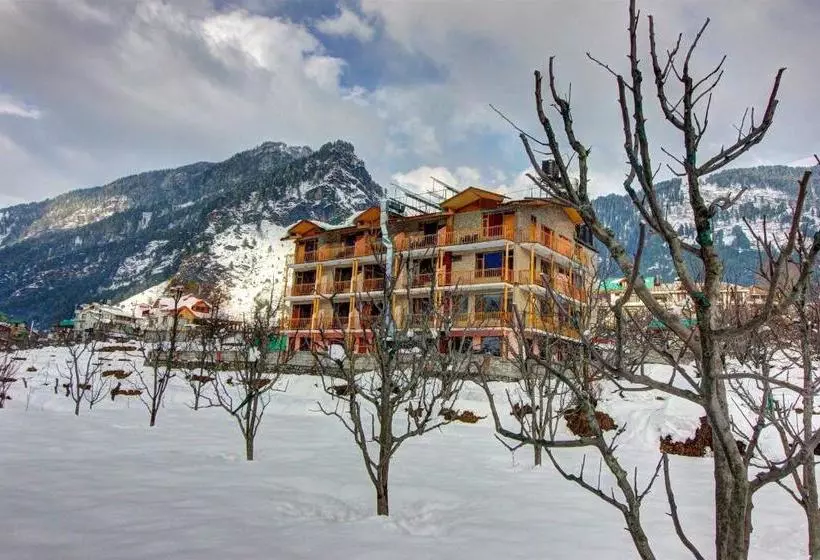 Mountain Face By Snow City Hotels