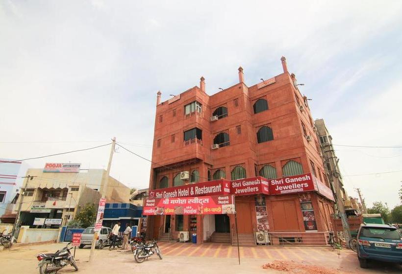 هتل Shri Ganesh