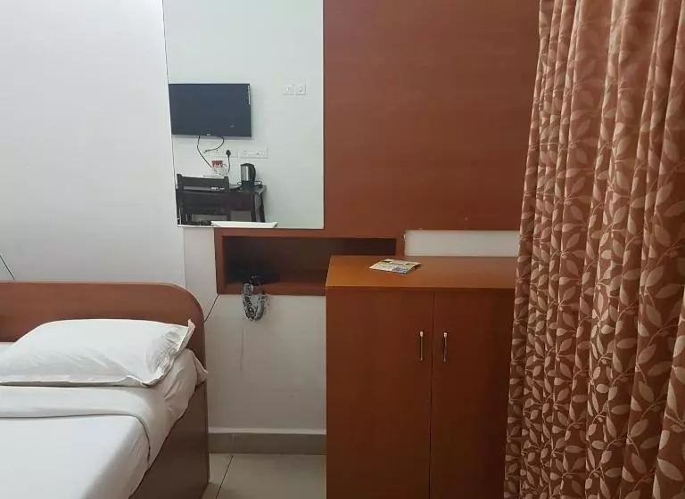 Hotelli Surag Residency