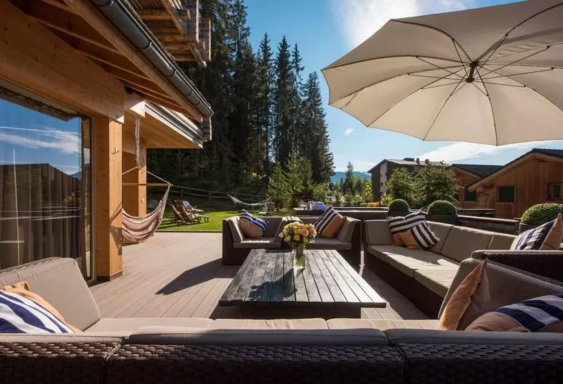 ホテル The Lodge Verbier