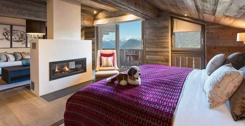 ホテル The Lodge Verbier