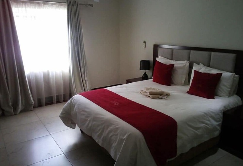 Hotel The Pillows Suite