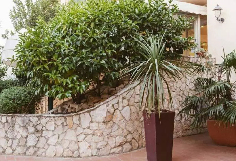 Hotelli Villa Del Sorriso