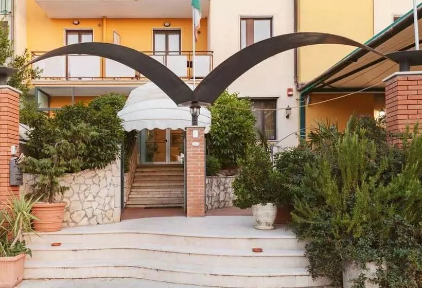 Hotelli Villa Del Sorriso