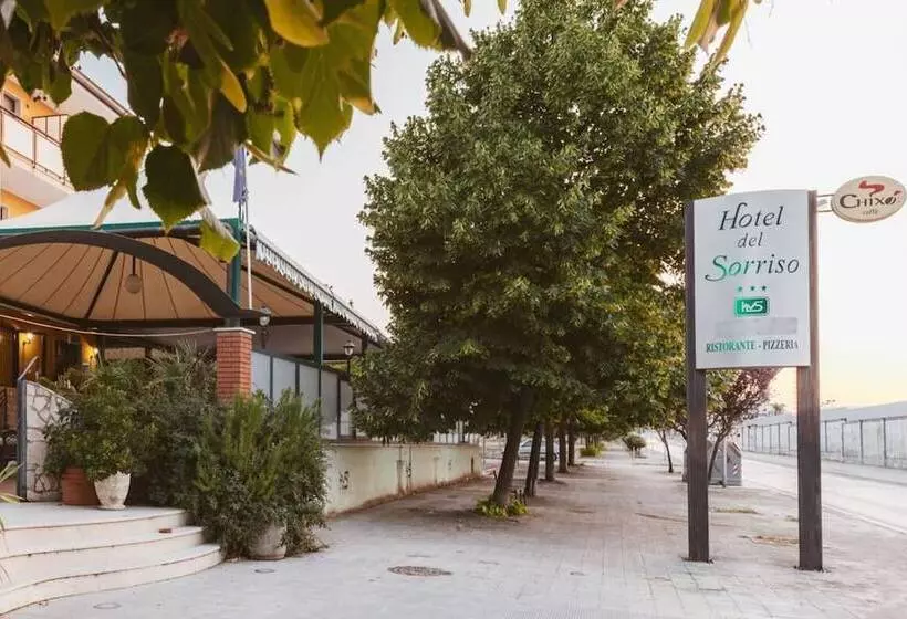 Hotelli Villa Del Sorriso