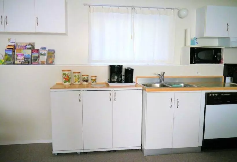 1 Of A Kind Sculpture B&b