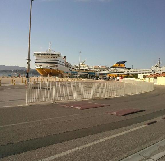 تختخواب و صبحانه Chambre D'hôtes Au Bord De Mer