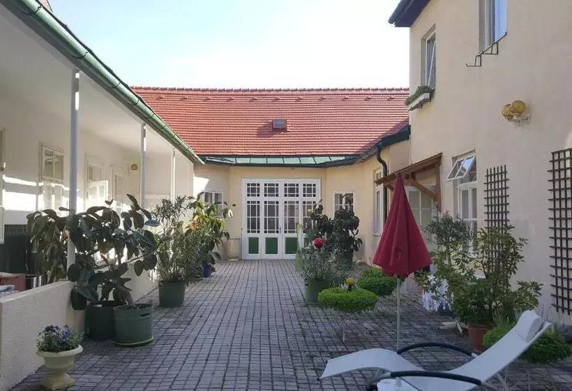 Aamiaismajoitus (B&B) Pension Margit