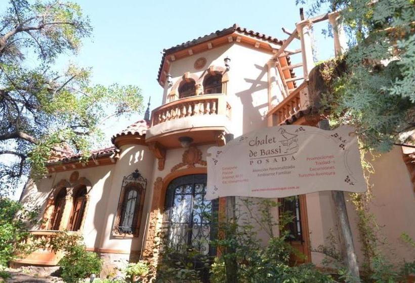 تختخواب و صبحانه Posada Chalet De Bassi