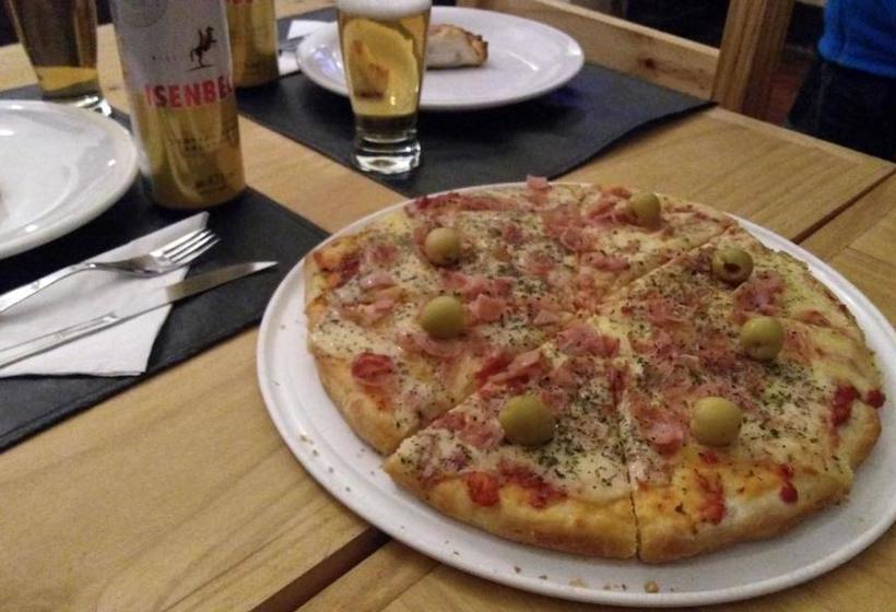 تختخواب و صبحانه Posada Chalet De Bassi