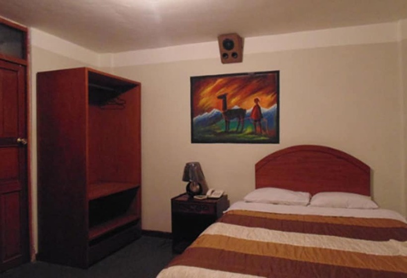 Hotel Ayllus