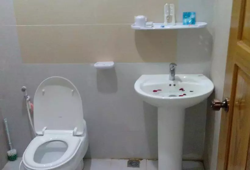 هتل Baobabed Hostel Bagan@ Bagan May