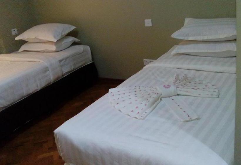 هتل Baobabed Hostel Bagan@ Bagan May