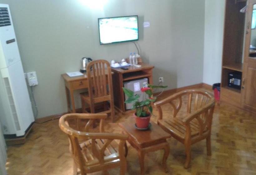 هتل Baobabed Hostel Bagan@ Bagan May