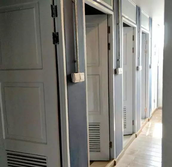 هتل Baobabed Hostel Bagan@ Bagan May