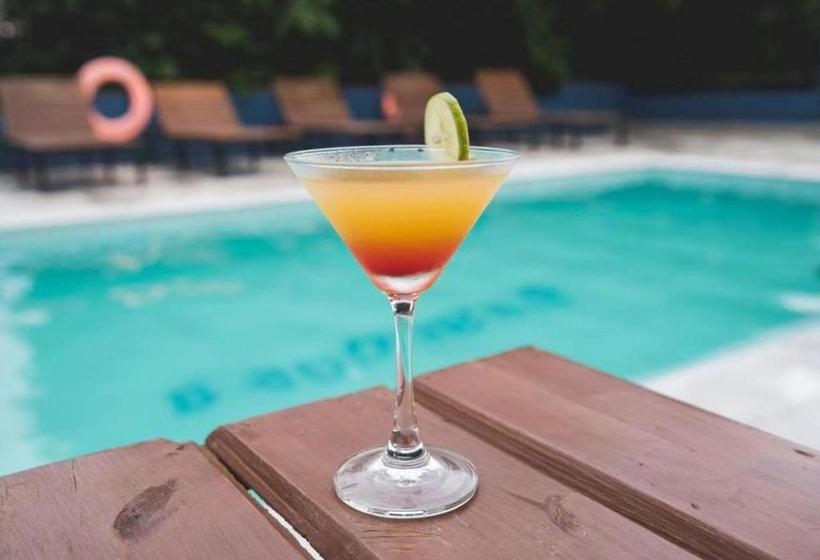 هتل Baobabed Hostel Bagan@ Bagan May