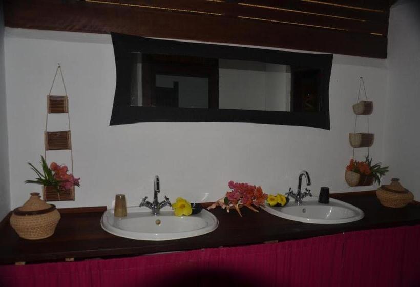 호텔 Boraha Village Ecolodge