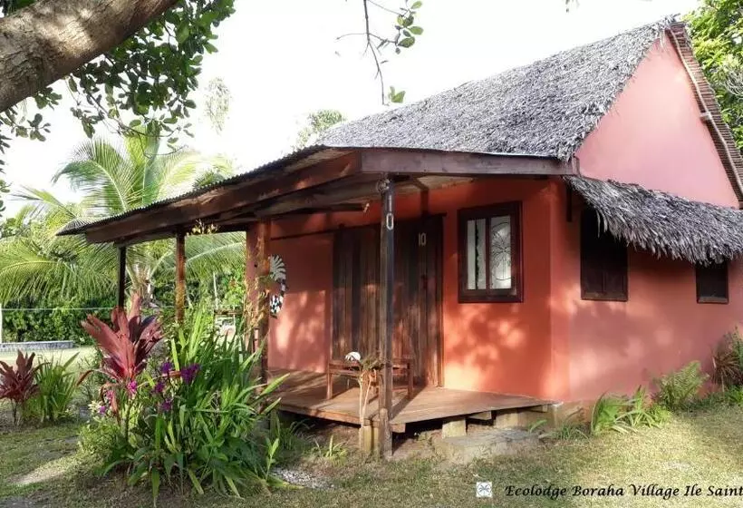 هتل Boraha Village Ecolodge