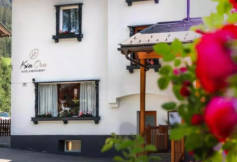 Kia Ora Hotel Restaurant