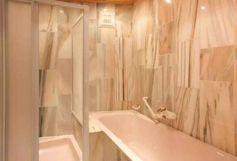 Kia Ora Hotel Restaurant